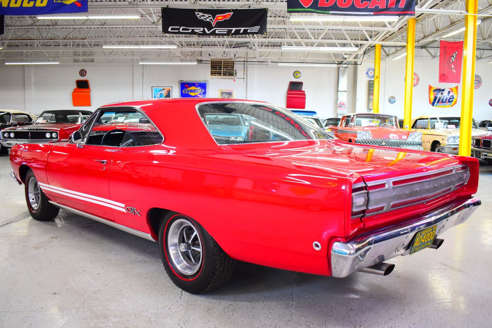 Plymouth-GTX-1968-16