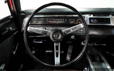 Plymouth-Gtx-1969-Viper-Red-Black-18