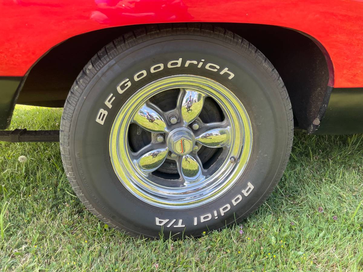 Plymouth-Gtx-440-convertible-1969-red-20