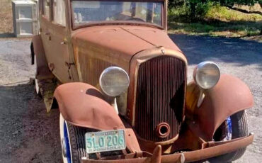 Plymouth-Model-PB-1932-Sedan-1