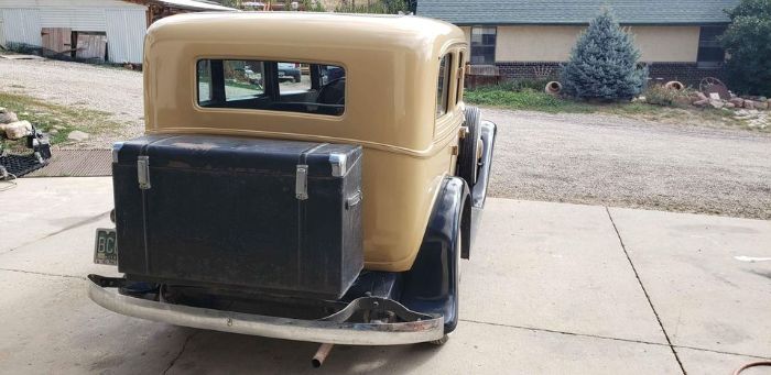 Plymouth-Other-1932-Tan-Beige-6