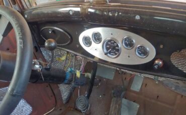 Plymouth-Other-1933-Brown-Brown-5