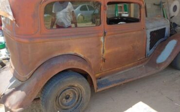 Plymouth-Other-1933-Brown-Brown-9