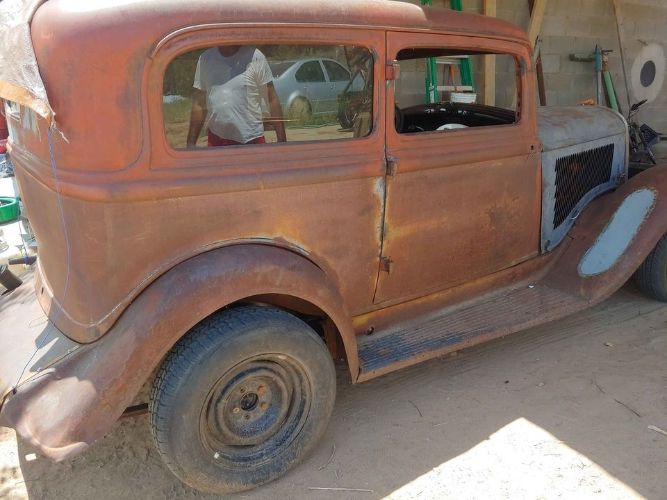 Plymouth-Other-1933-Brown-Brown-9