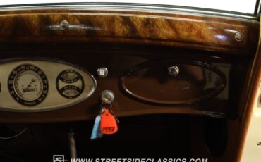 Plymouth-Other-1933-Buttercream-Yellow-Gold-Brown-1
