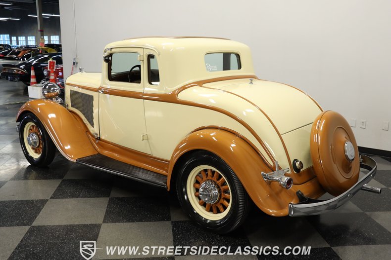 Plymouth-Other-1933-Buttercream-Yellow-Gold-Brown-10