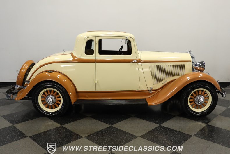 Plymouth-Other-1933-Buttercream-Yellow-Gold-Brown-16