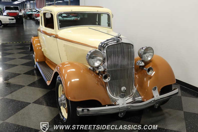 Plymouth-Other-1933-Buttercream-Yellow-Gold-Brown-18
