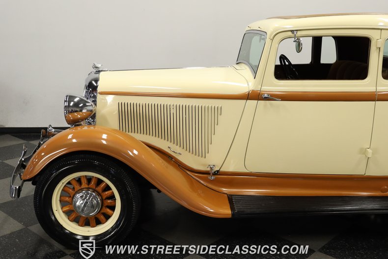 Plymouth-Other-1933-Buttercream-Yellow-Gold-Brown-25