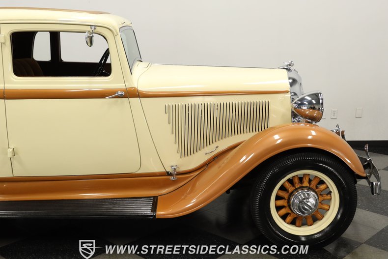 Plymouth-Other-1933-Buttercream-Yellow-Gold-Brown-32