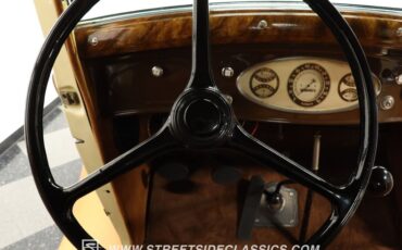 Plymouth-Other-1933-Buttercream-Yellow-Gold-Brown-39