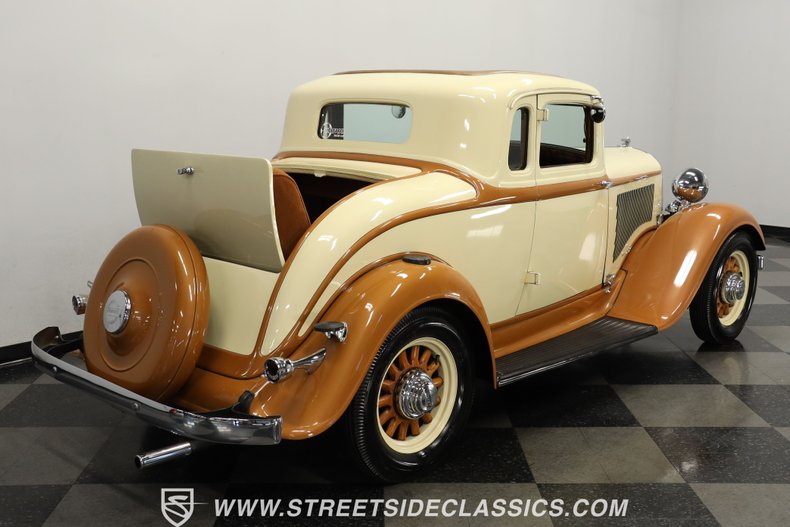 Plymouth-Other-1933-Buttercream-Yellow-Gold-Brown-4