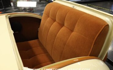 Plymouth-Other-1933-Buttercream-Yellow-Gold-Brown-6