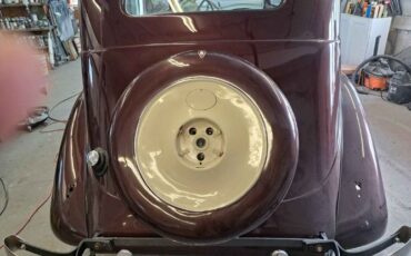 Plymouth-Other-1935-Red-Beige-9