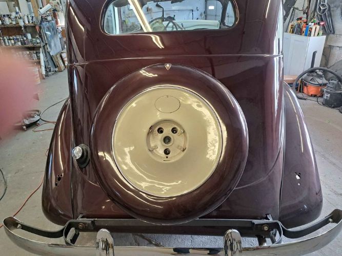 Plymouth-Other-1935-Red-Beige-9