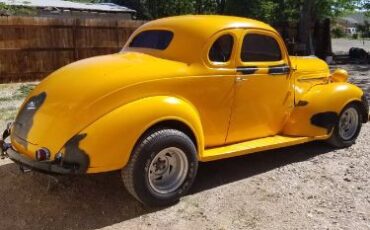 Plymouth-Other-1937-Yellow-12