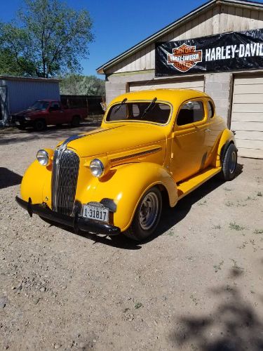 Plymouth-Other-1937-Yellow