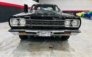 Plymouth-Road-Runner-1968-Coupe-8