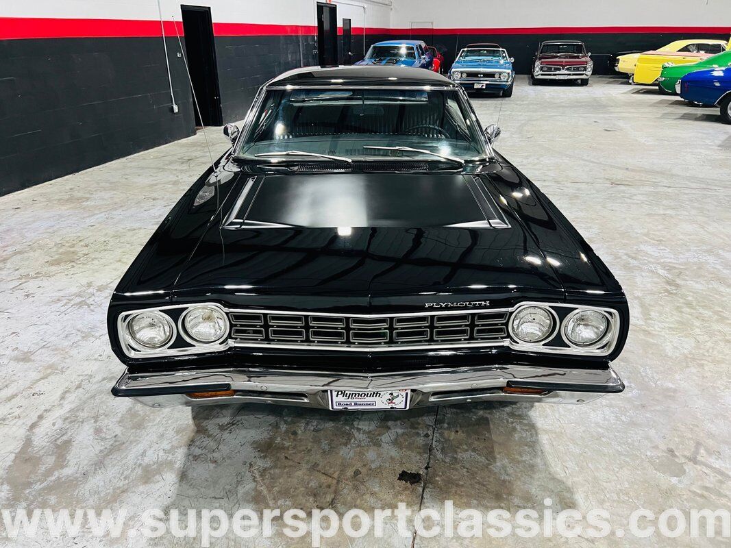 Plymouth-Road-Runner-1968-Coupe-9