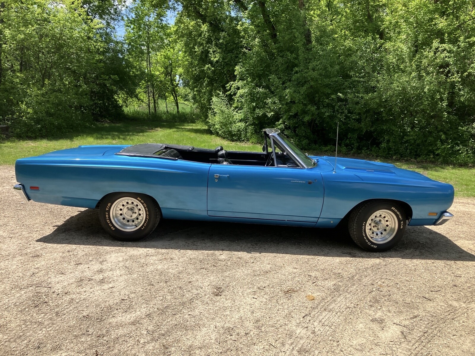 Plymouth-Road-Runner-1969-Convertible-1