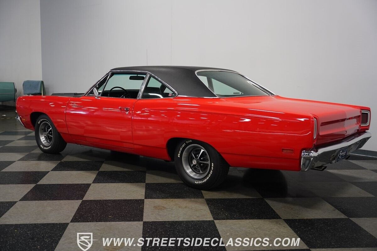 Plymouth-Road-Runner-1969-Hardtop-10