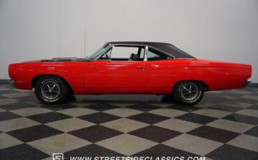 Plymouth-Road-Runner-1969-Hardtop-2