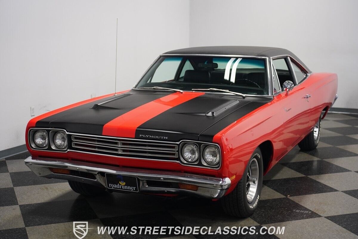 Plymouth-Road-Runner-1969-Hardtop-21