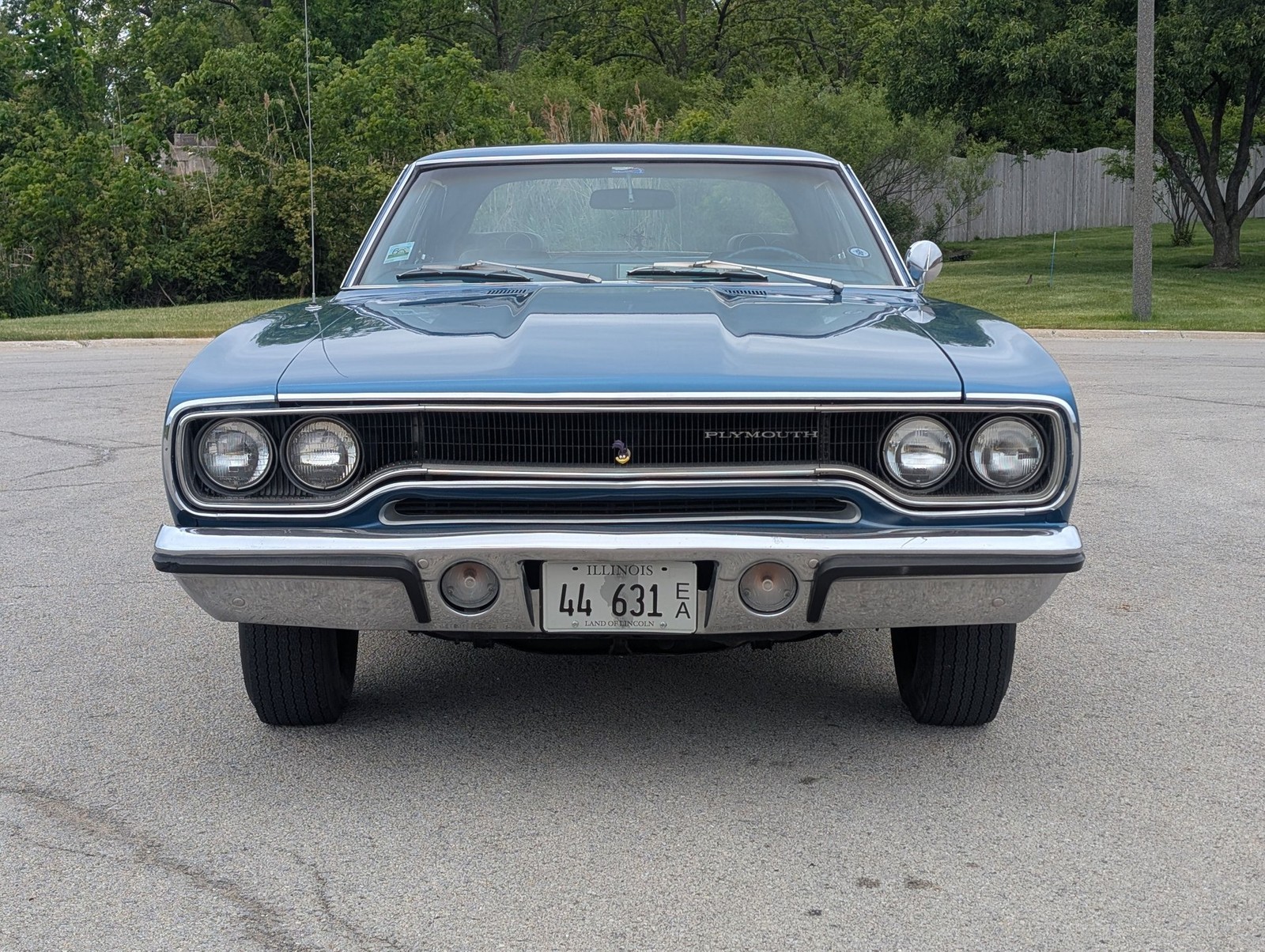 Plymouth-Road-Runner-1970-Coupe-9