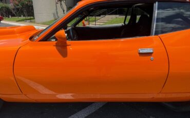 Plymouth-Road-Runner-1972-Coupe-16