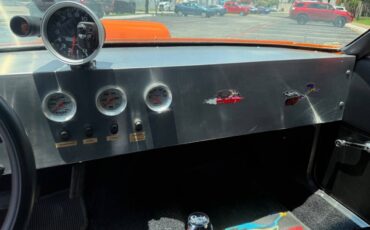 Plymouth-Road-Runner-1972-Coupe-29