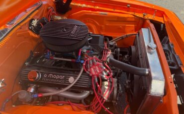 Plymouth-Road-Runner-1972-Coupe-39