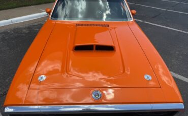 Plymouth-Road-Runner-1972-Coupe-9