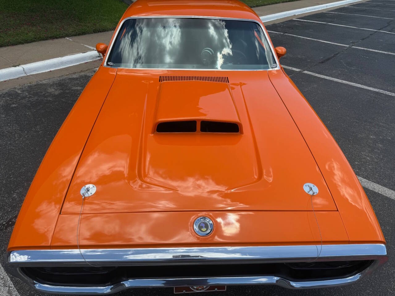Plymouth-Road-Runner-1972-Coupe-9
