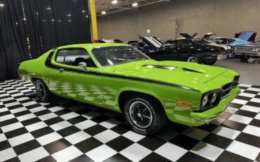 Plymouth-Road-Runner-1973-Coupe-8