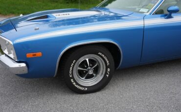 Plymouth-Road-Runner-1973-Fastback-24