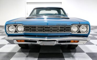 Plymouth-Road-runner-1968-BLUE-Blue-1