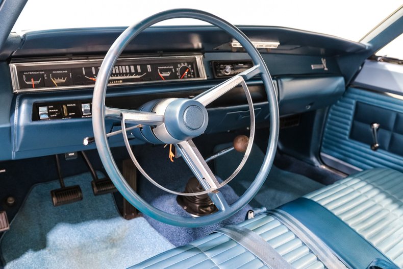 Plymouth-Road-runner-1968-BLUE-Blue-17