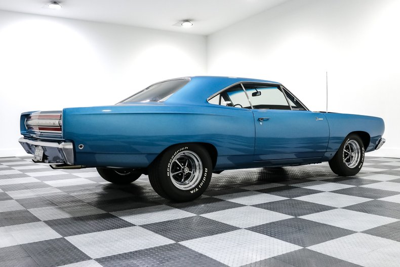 Plymouth-Road-runner-1968-BLUE-Blue-8