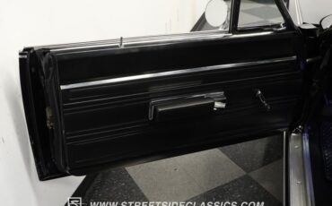 Plymouth-Road-runner-1969-Black-Velvet-Black-43