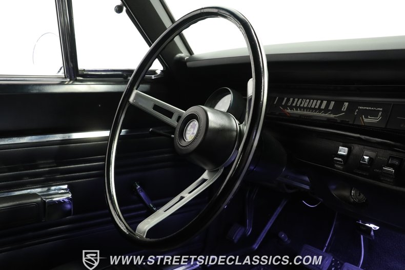 Plymouth-Road-runner-1969-Black-Velvet-Black-5