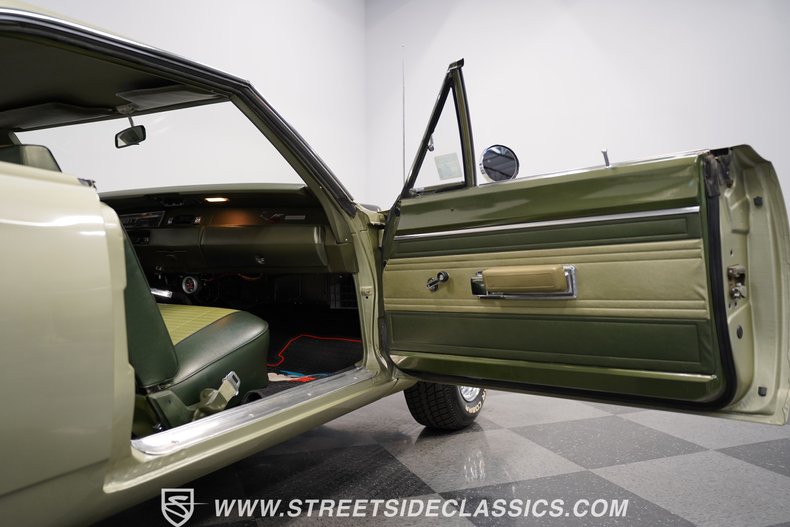 Plymouth-Road-runner-1969-Forest-Green-Metalli-Green-28