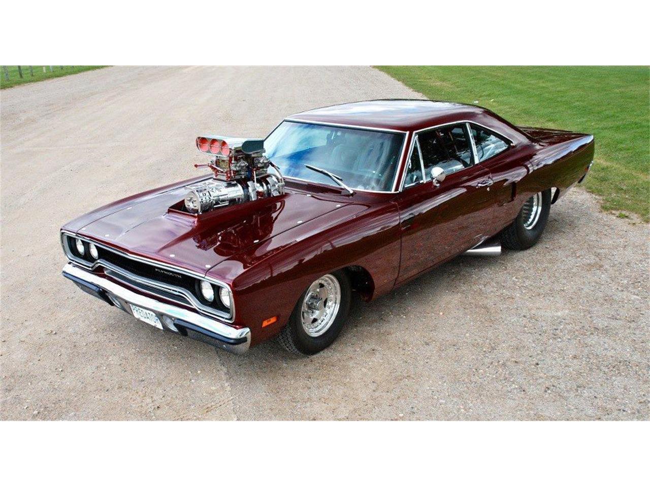 Plymouth-Road-runner-1970-Candy-Brandy-Wine-Black-and-Grey-4