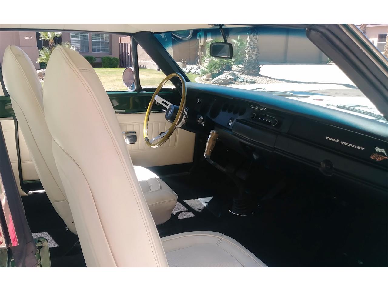 Plymouth-Road-runner-1970-Ivy-Green-White-26