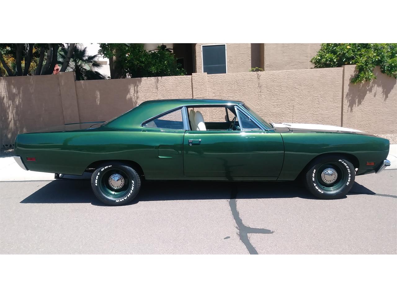 Plymouth-Road-runner-1970-Ivy-Green-White-5