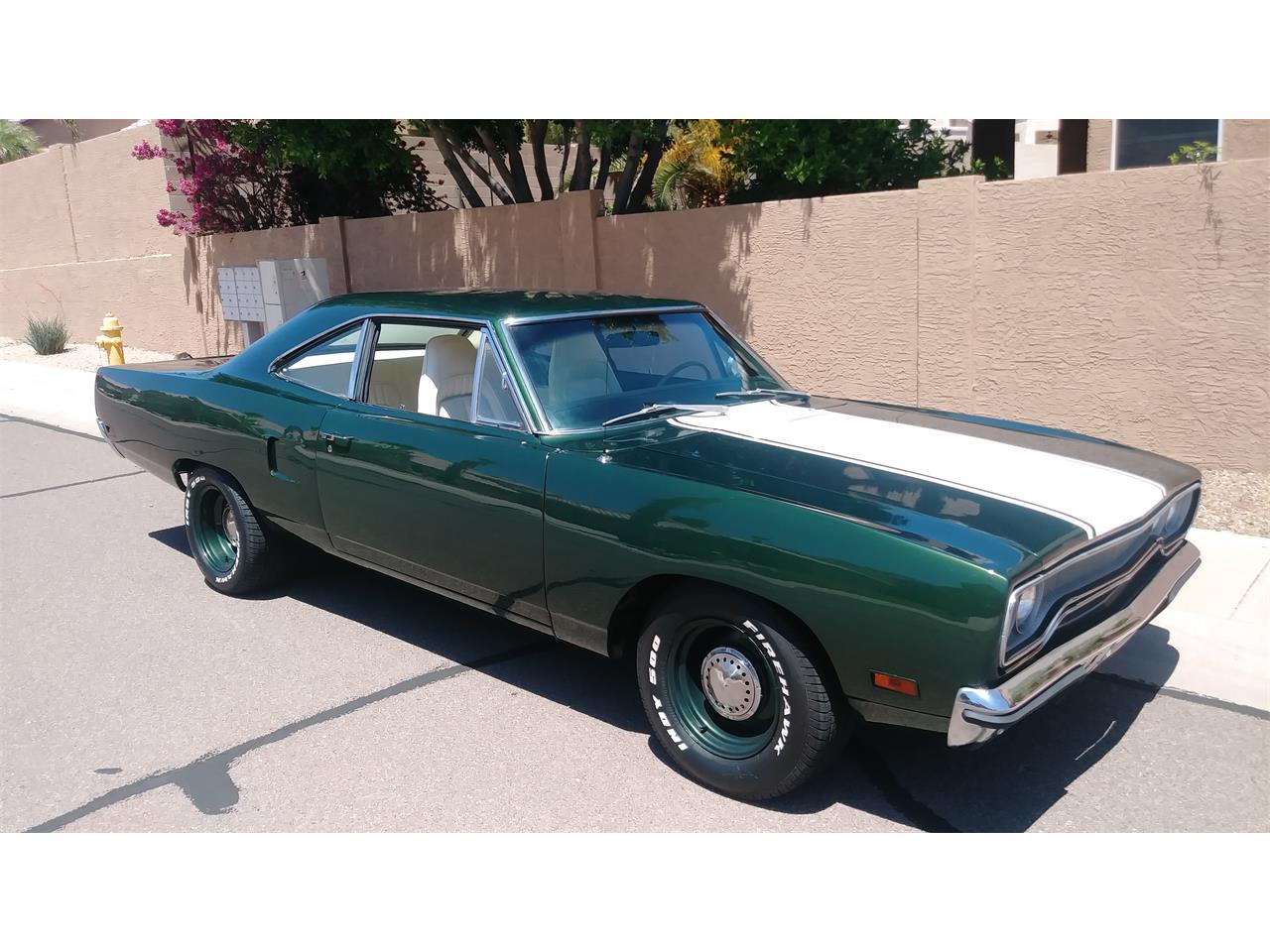 Plymouth-Road-runner-1970-Ivy-Green-White-6