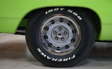 Plymouth-Road-runner-1970-Limelight-Black-24