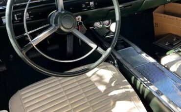 Plymouth-Roadrunner-1968-WhiteGreen-Vinyl-To-White-13