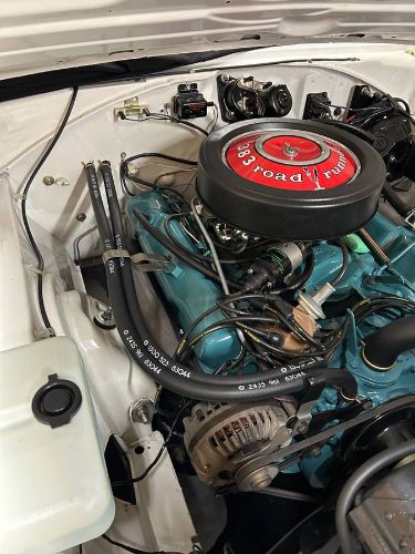 Plymouth-Roadrunner-1968-WhiteGreen-Vinyl-To-White-14