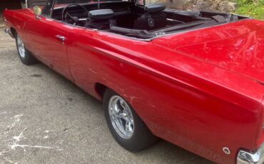 Plymouth-Roadrunner-1968-red-4