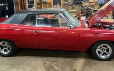 Plymouth-Roadrunner-1968-red-5
